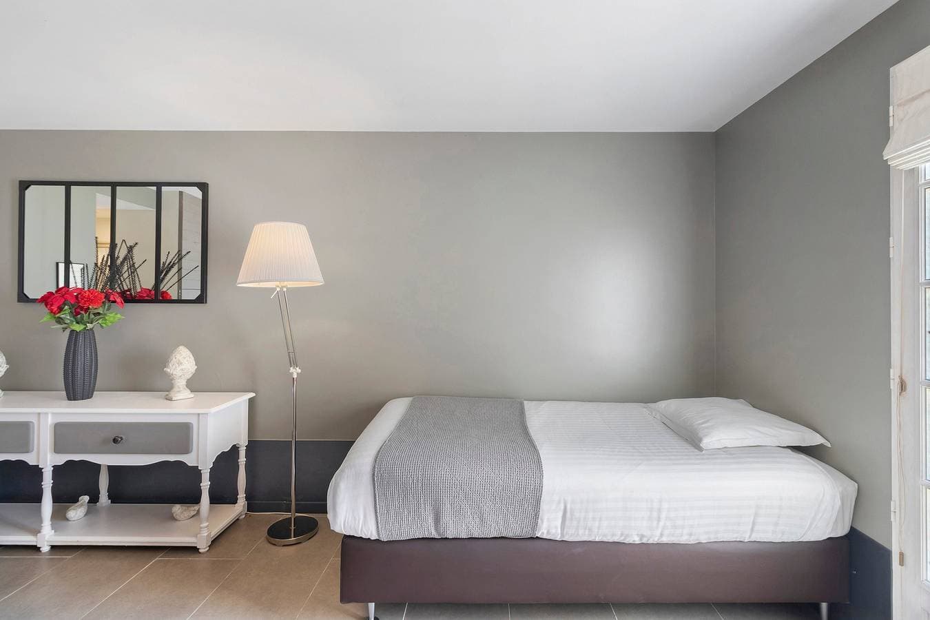 Foto 8 von 32: Gästezimmer „Chambre Grise“ mit Gemeinschaftspool, nahe Sarlat