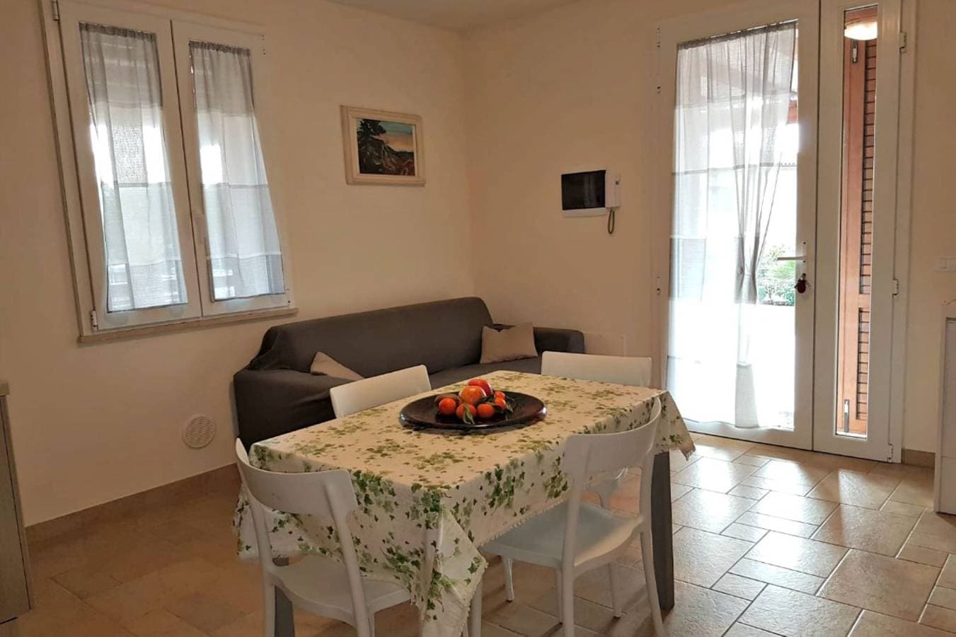 Foto 11 von 20: Ferienwohnung für 6 Personen mit Garten