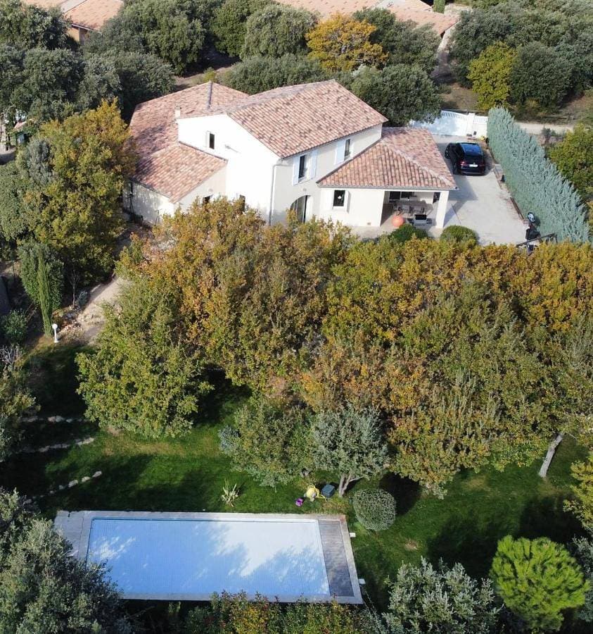 Villa face au mont Ventoux 1