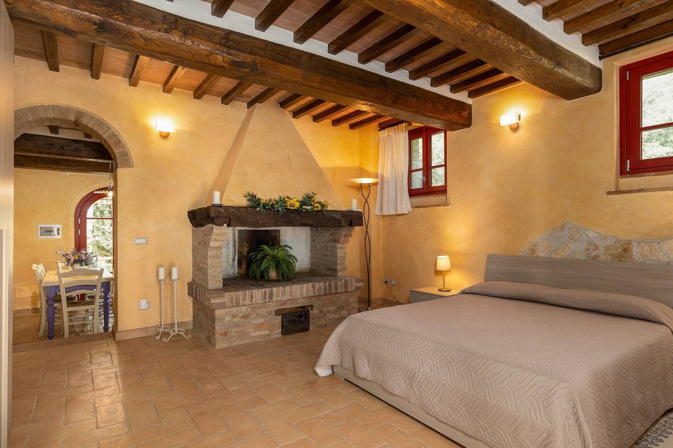Foto 3 von 41: Ferienhaus 'Borgo Mommialla Casa Dell'artista' mit Gemeinschaftspool, WLAN und Klimaanlage