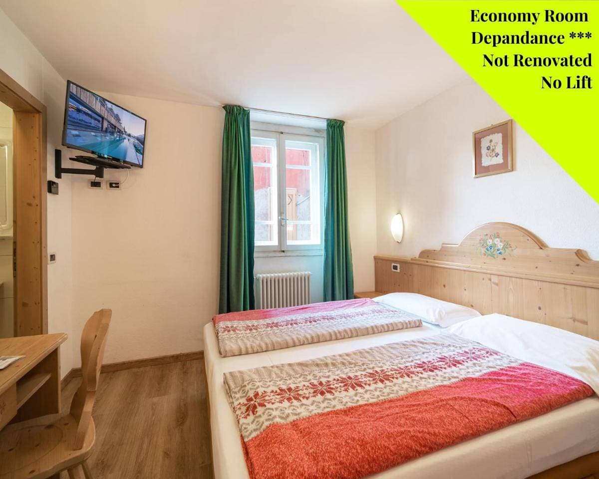 Foto 7 von 8: Economy Double or Twin Room - Annex