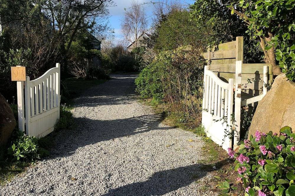 Foto 6 von 24: The Conquet weiße Sablons