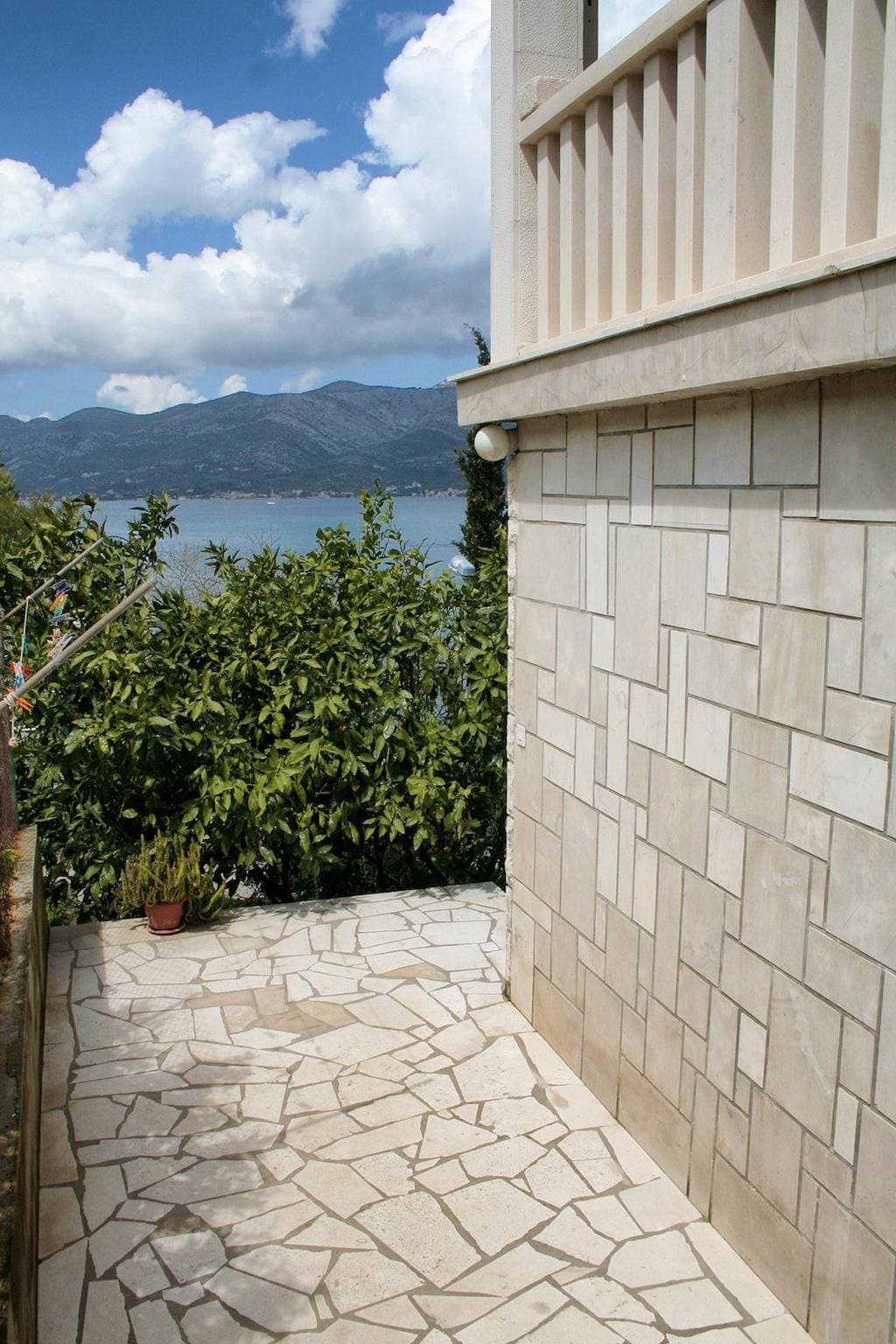 Foto 10 von 37: 1-Zimmer-Ferienwohnung mit Terrasse und Meerblick Medvinjak, Korcula A-4439-a