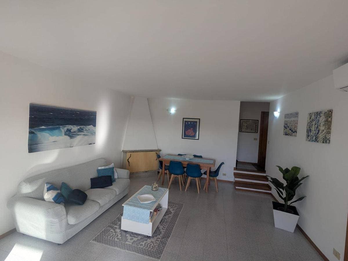 Foto 4 von 27: Three-Bedroom Holiday Home