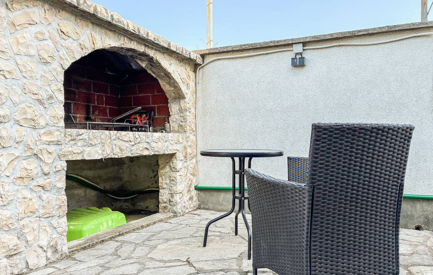 Foto 13 von 32: Gemütliche 75 m² große Wohnung mit Pool, Terrasse und nur 400 m von der Küste entfernt