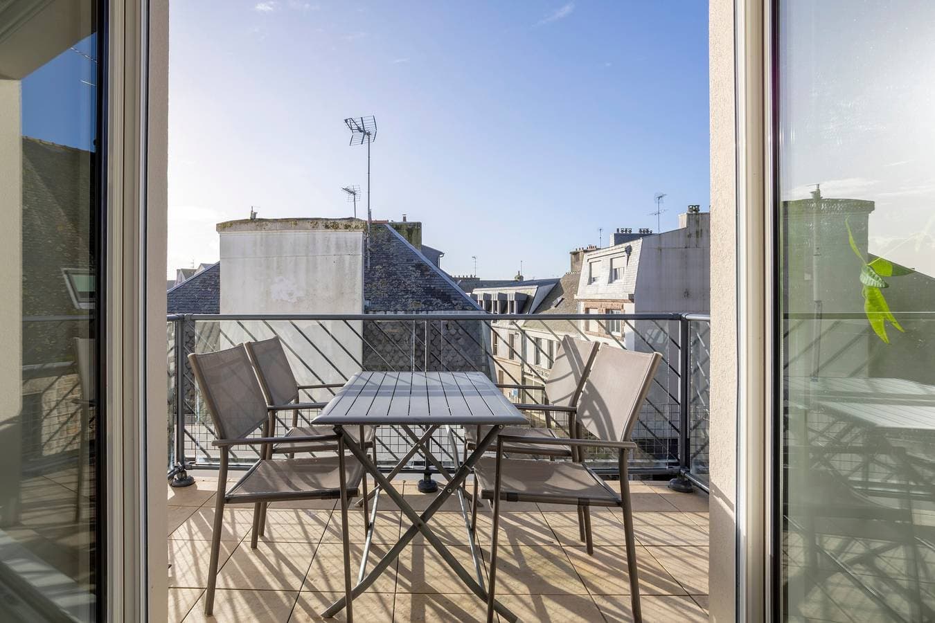 Urania - Escale centre Concarneau 1