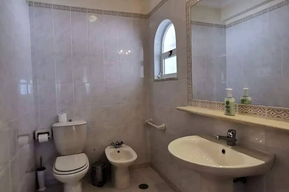 Foto 4 von 16: Wunderschöne Wohnanlage Villa einem exklusiven Privatkomplex, Pool, Dachterrasse