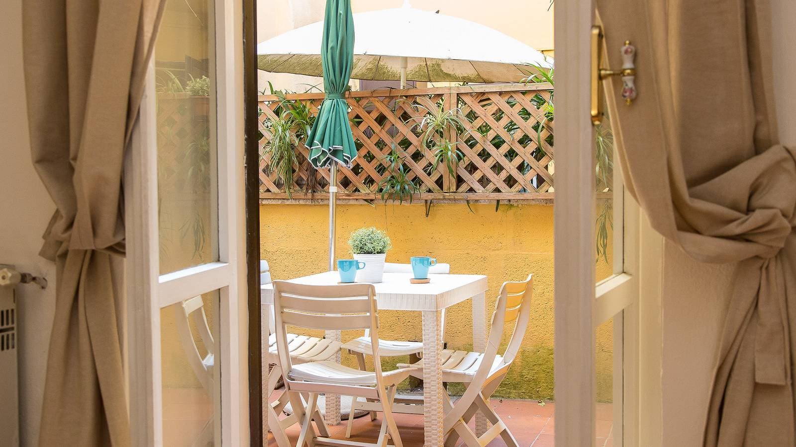 Foto 5 von 28: Ferienwohnung für 4 Personen mit Balkon/Terrasse