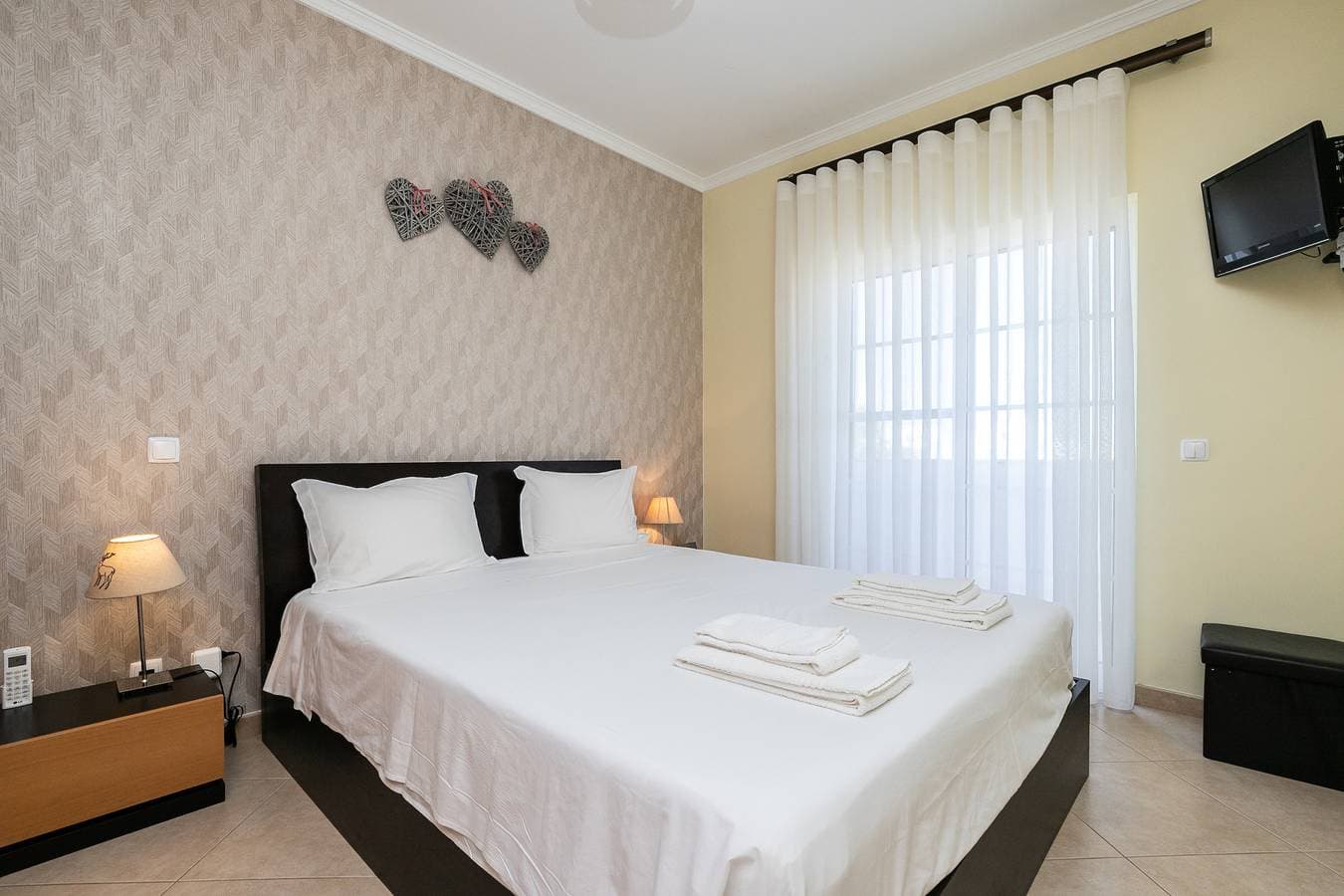 Foto 5 von 45: 3 Schlafzimmer Villa mit Terrasse und WIFI by AlgarveManta (55V3)