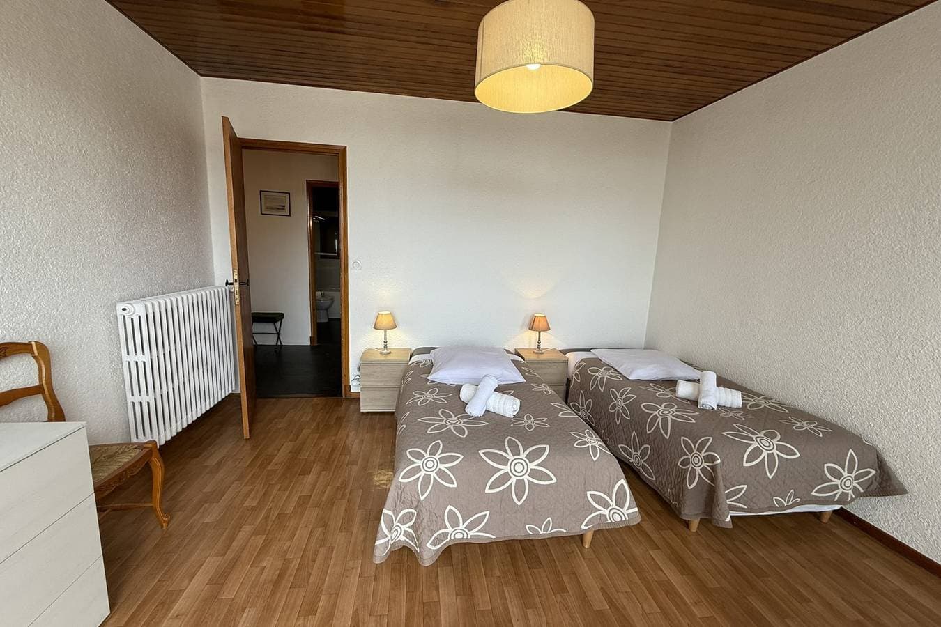 Foto 9 von 33: Chalet für 6 Personen mit Balkon