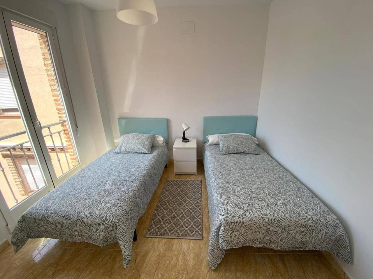 Foto 9 von 34: Duplex Apartment