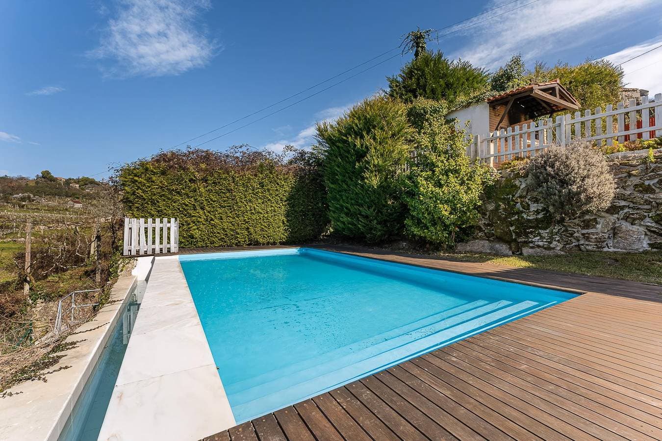 Foto 5 von 41: Chalet für 3 Personen mit Pool