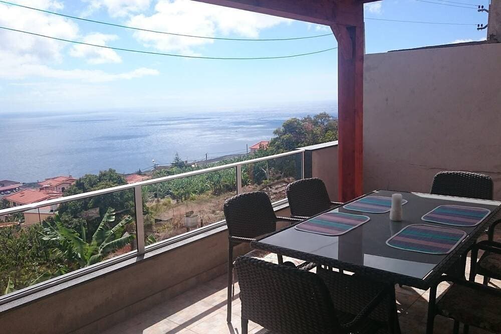 2 Schlafzimmer Villa, Santa Cruz, Madeira, Portugal 1