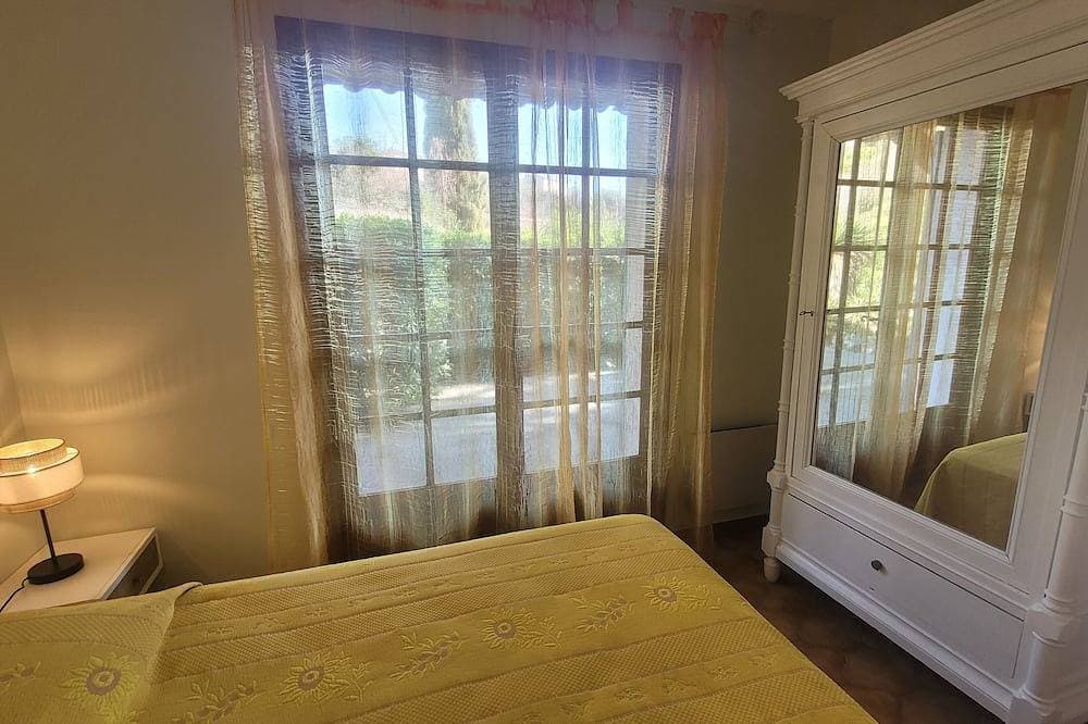 Foto 4 von 18: 3-room villa with garden.
