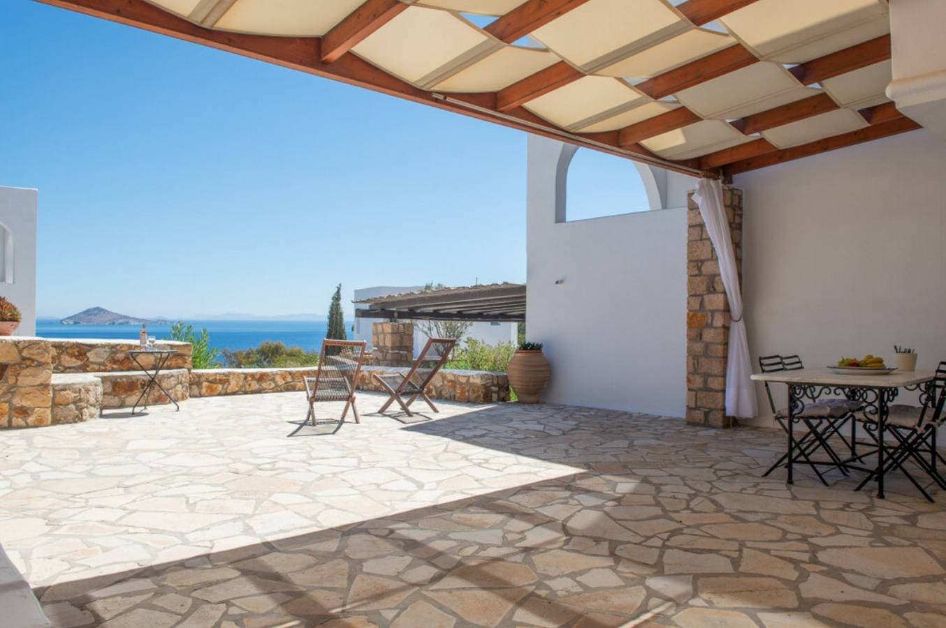 Foto 5 von 28: Villa für 6 Personen mit Terrasse