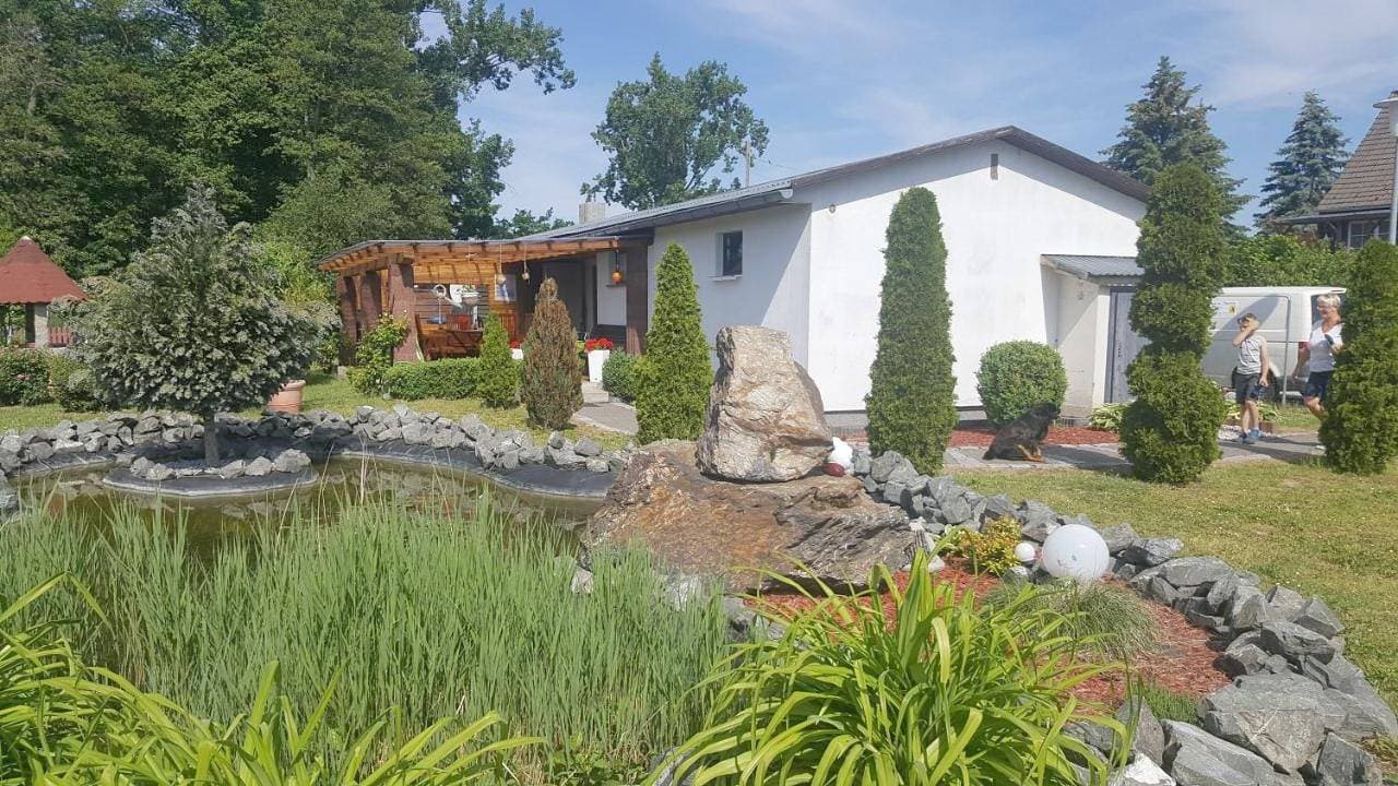 Ferienhaus am Teich 1