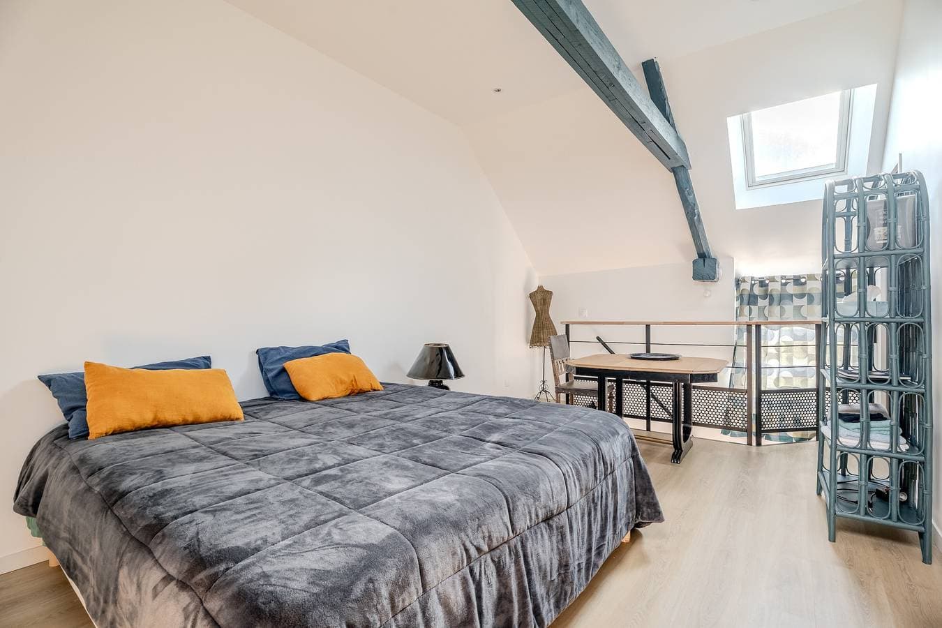 Foto 4 von 18: Einzimmerapartment 'Les Mesliers' mit Gemeinschaftsterrasse, Gemeinschaftsgarten und Wi-Fi