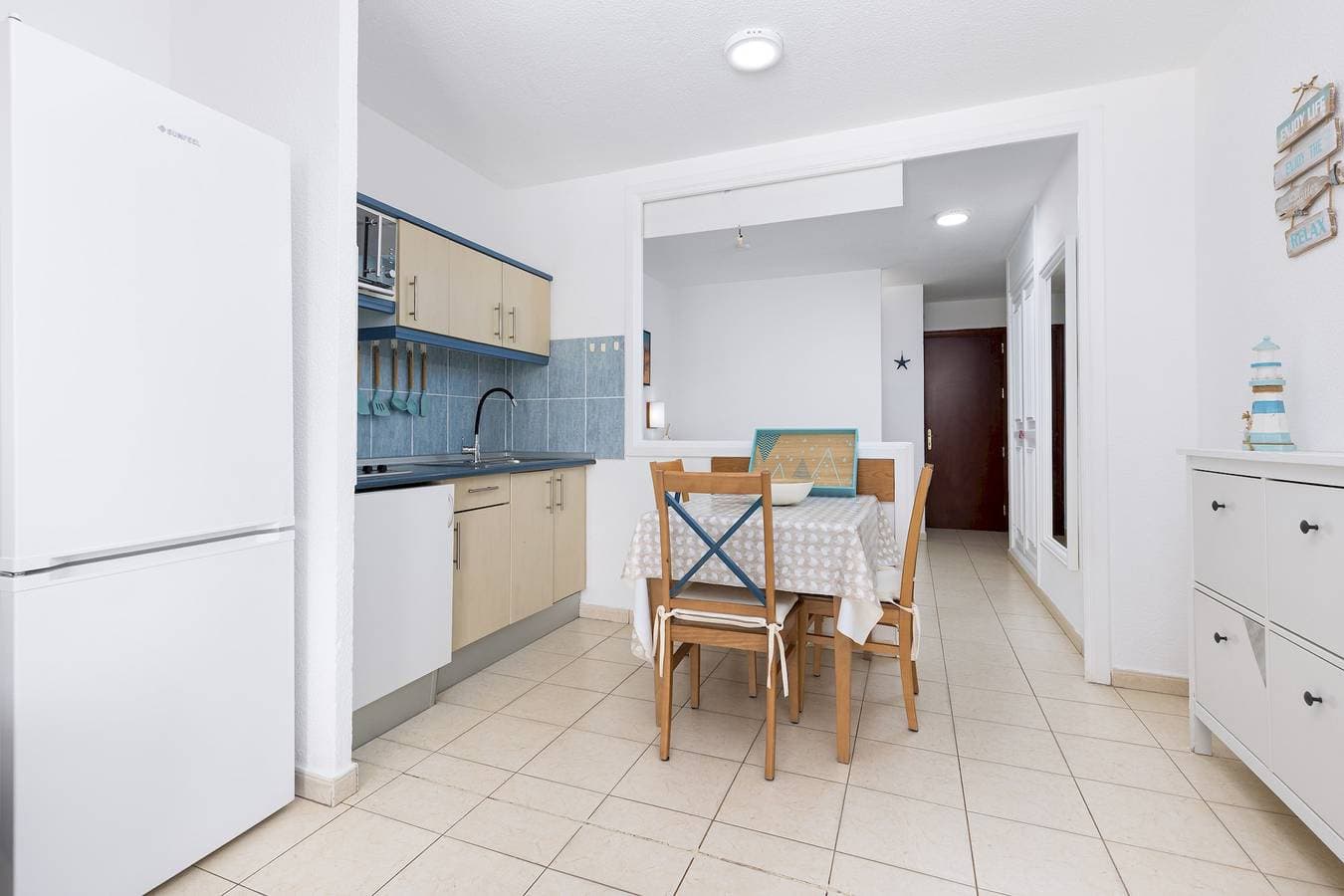 Foto 11 von 28: Ferienwohnung für 3 Personen mit Terrasse