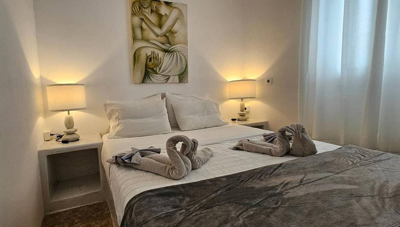 Foto 4 von 20: Studio 'Pleasure View 1' mit Bergblick, WLAN und Klimaanlage