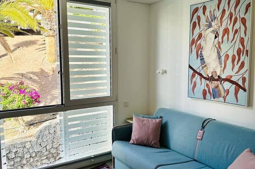 Amber Apartments `Pink` Studio in the city center 1