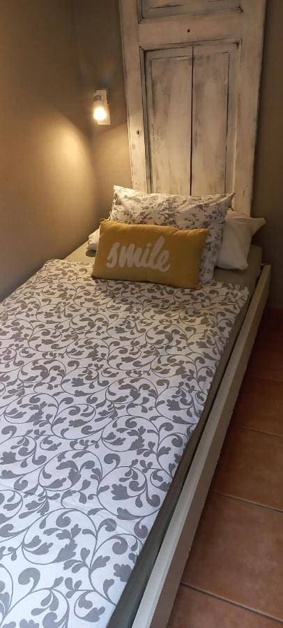 Foto 4 von 5: Standard Double Room with Shared Bathroom