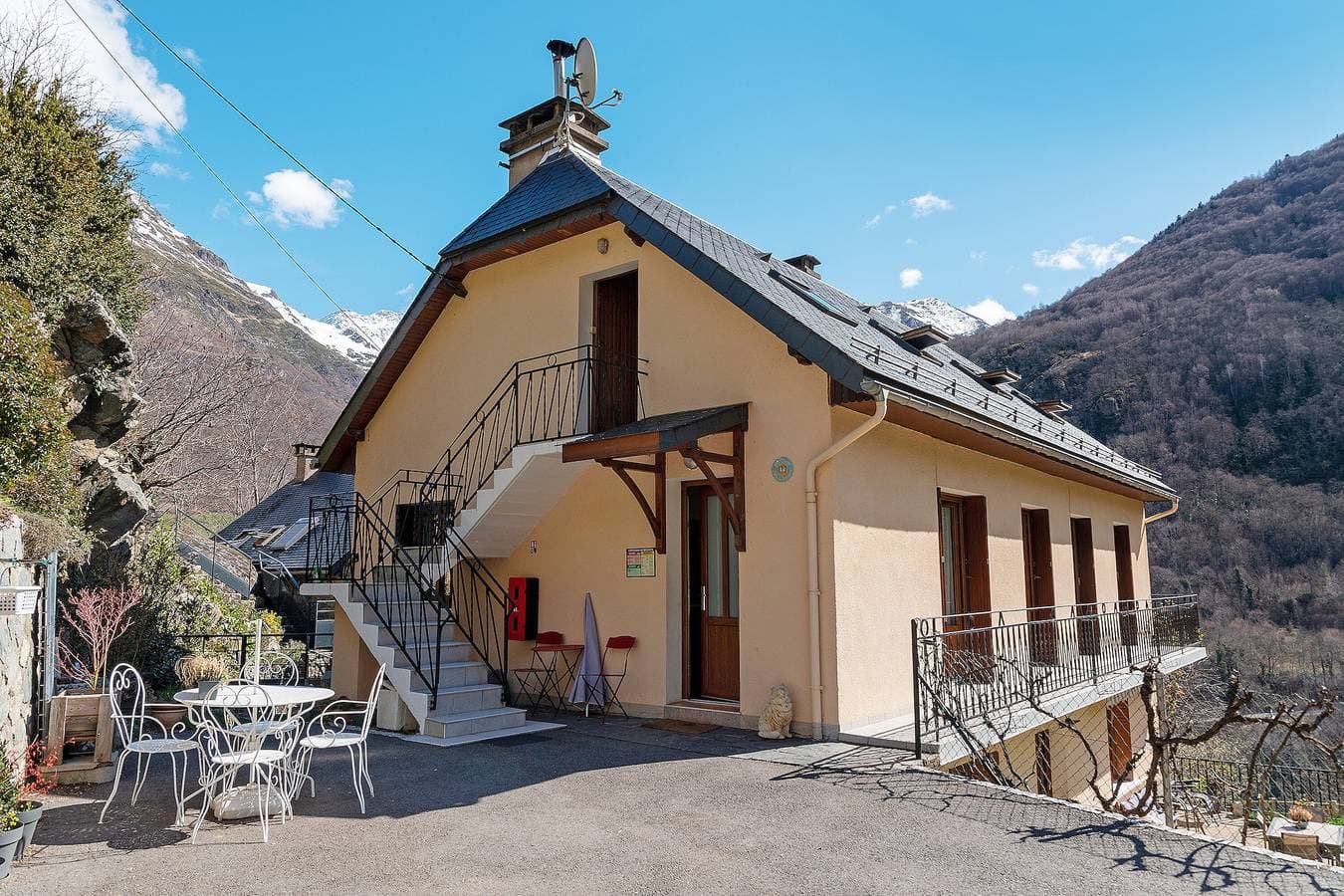 Foto 4 von 23: Gite Campbieil – Gavarnie-Gèdre: Gemütliches Dachgeschoss mit Panoramablick