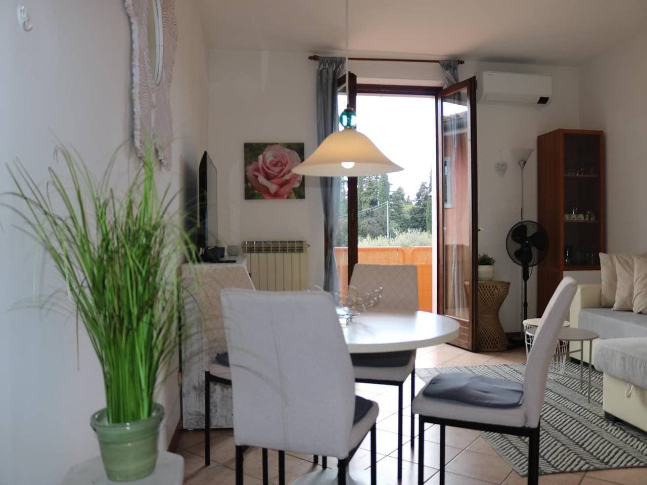 Foto 8 von 36: Ferienhaus Lazise am Gardasee mit Pool