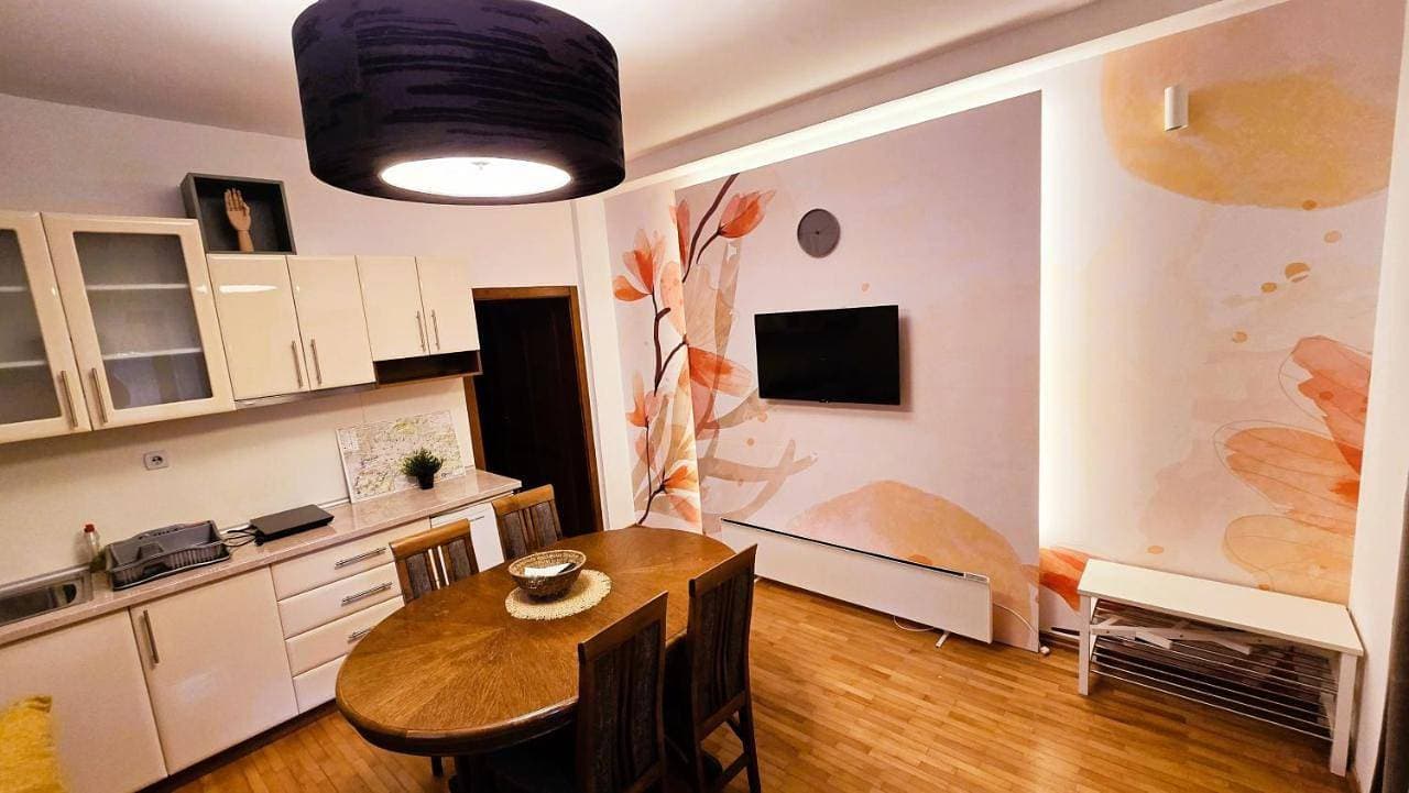 Foto 2 von 16: Apartment with Terrace