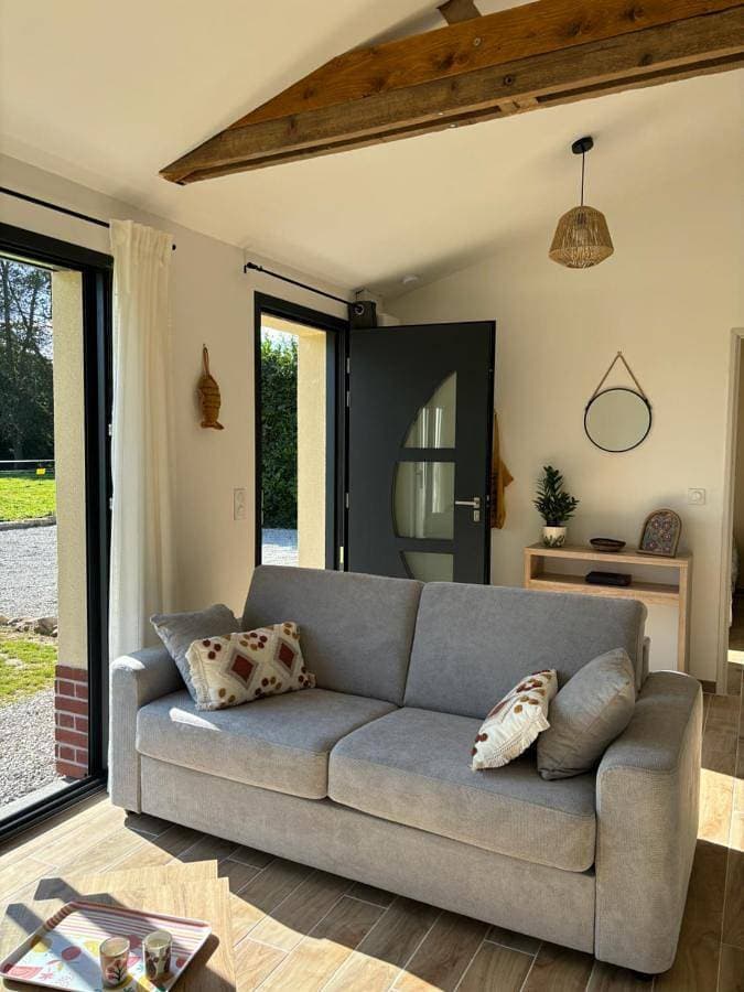 Maison entre campagne et mer 1