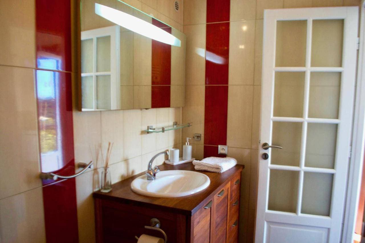 Foto 5 von 6: Double Room with Private Bathroom