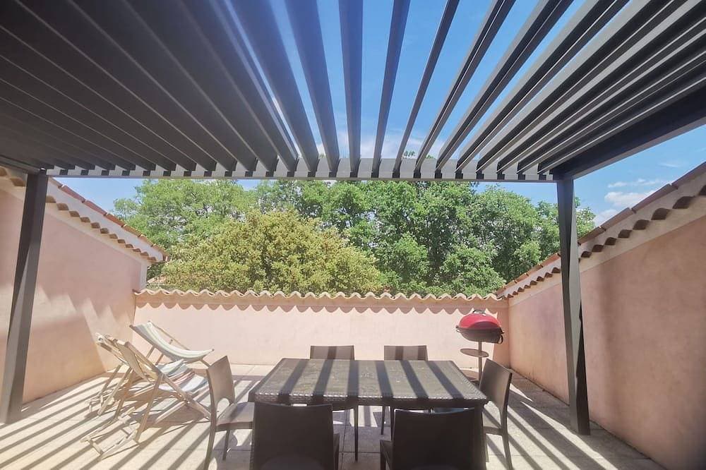 Foto 12 von 17: Spacious apartment near Lake Sainte-Croix, surrounded by truffle oaks.