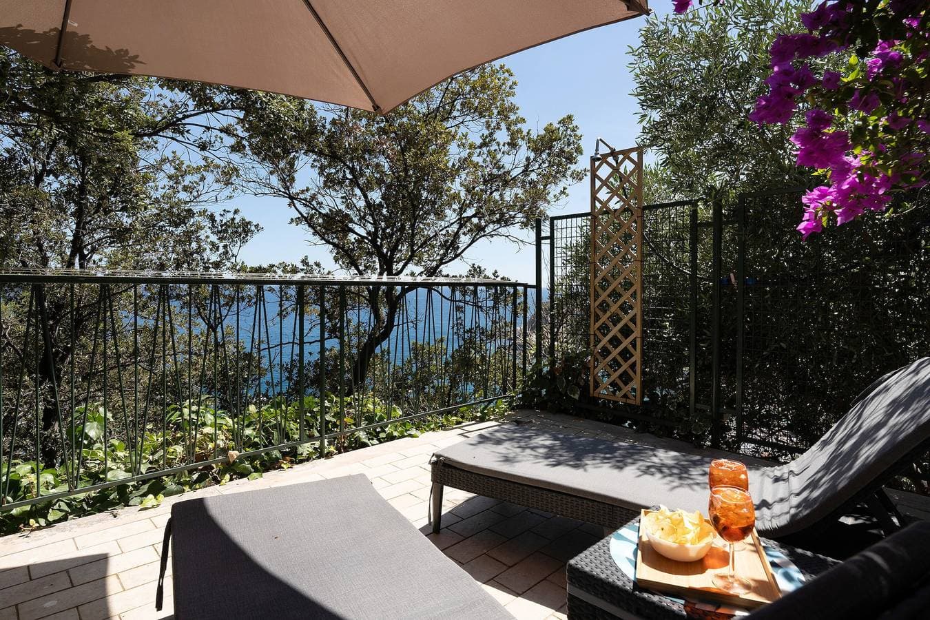 Foto 8 von 28: Ferienwohnung 'Blue Amalfi Coast' mit Meerblick, WLAN und Klimaanlage