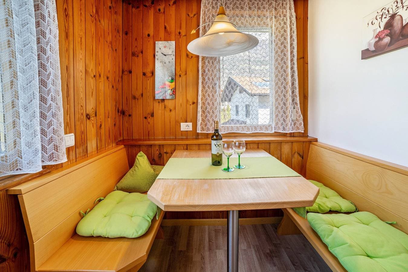 Foto 3 von 14: Ferienwohnung 'Typ B Haus Pöder' mit Bergblick, Gemeinschaftsgarten und WLAN