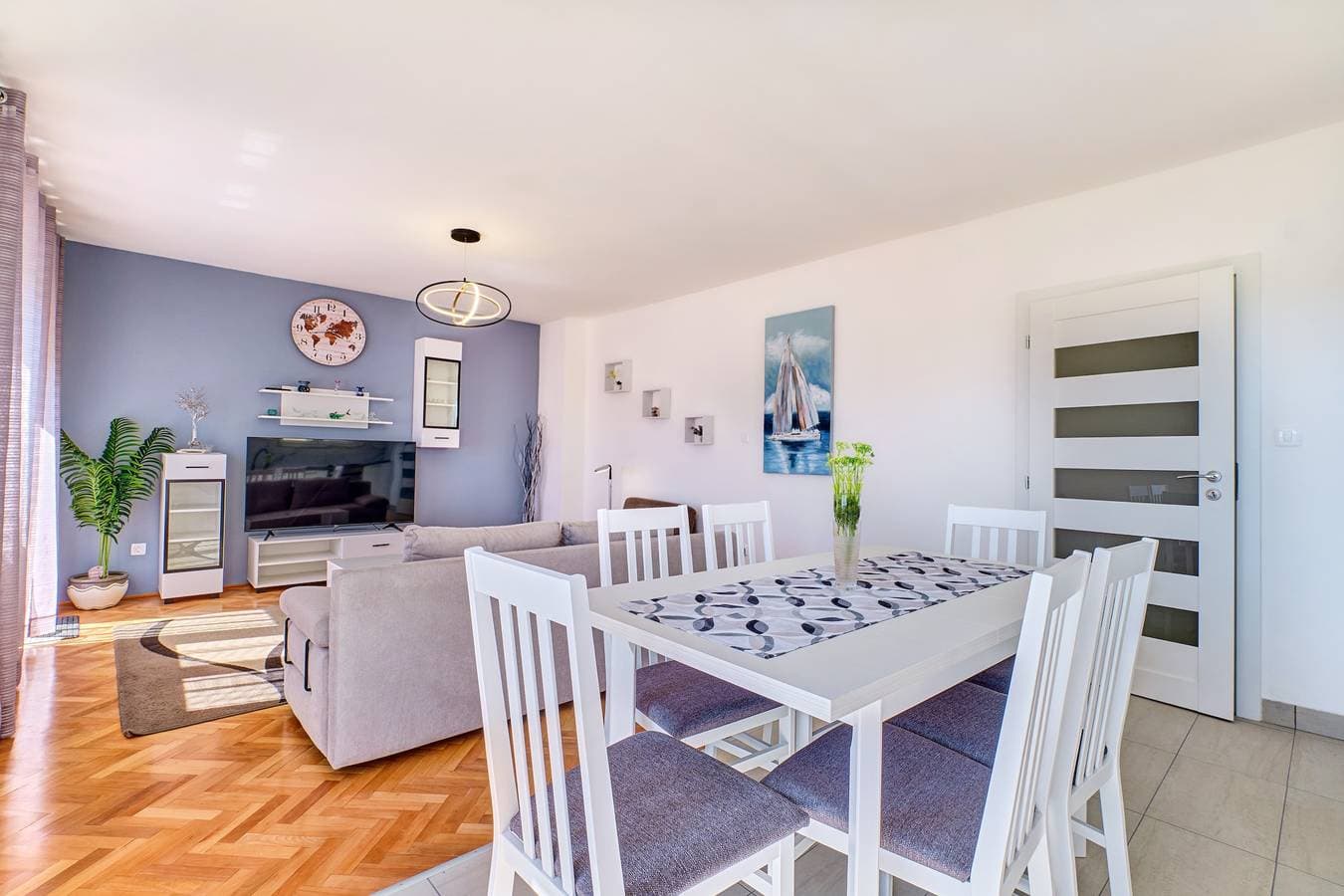Foto 9 von 29: 3-Zimmer-Ferienwohnung mit Balkon und Meerblick Martinscica (Cres) A-23222-a