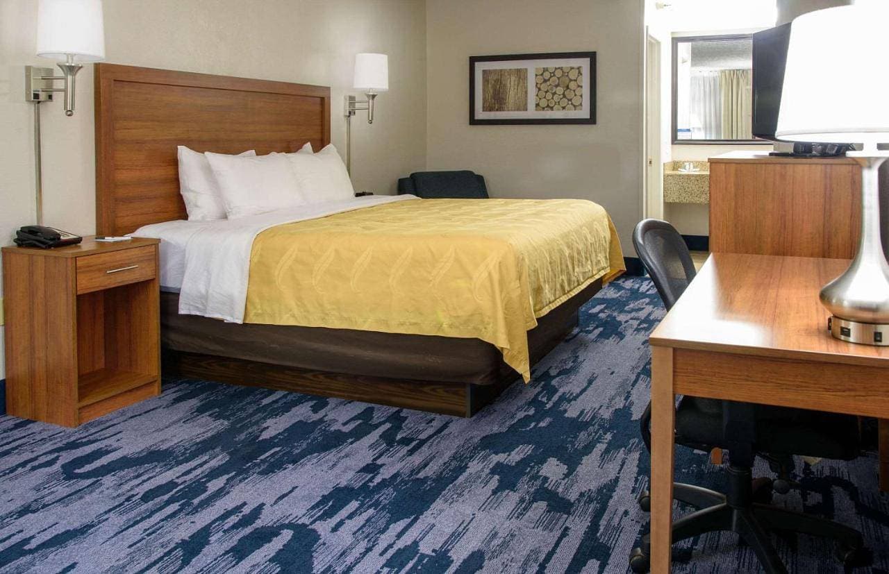 Quality Inn Lewisburg 1