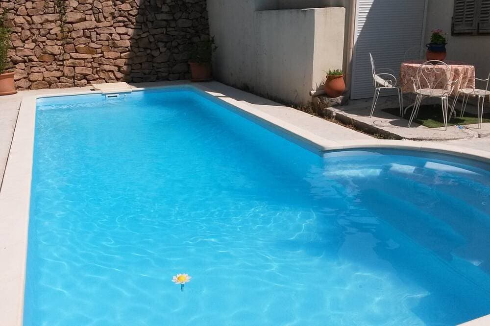 Foto 9 von 30: Studio in charakterhaus privatem pool