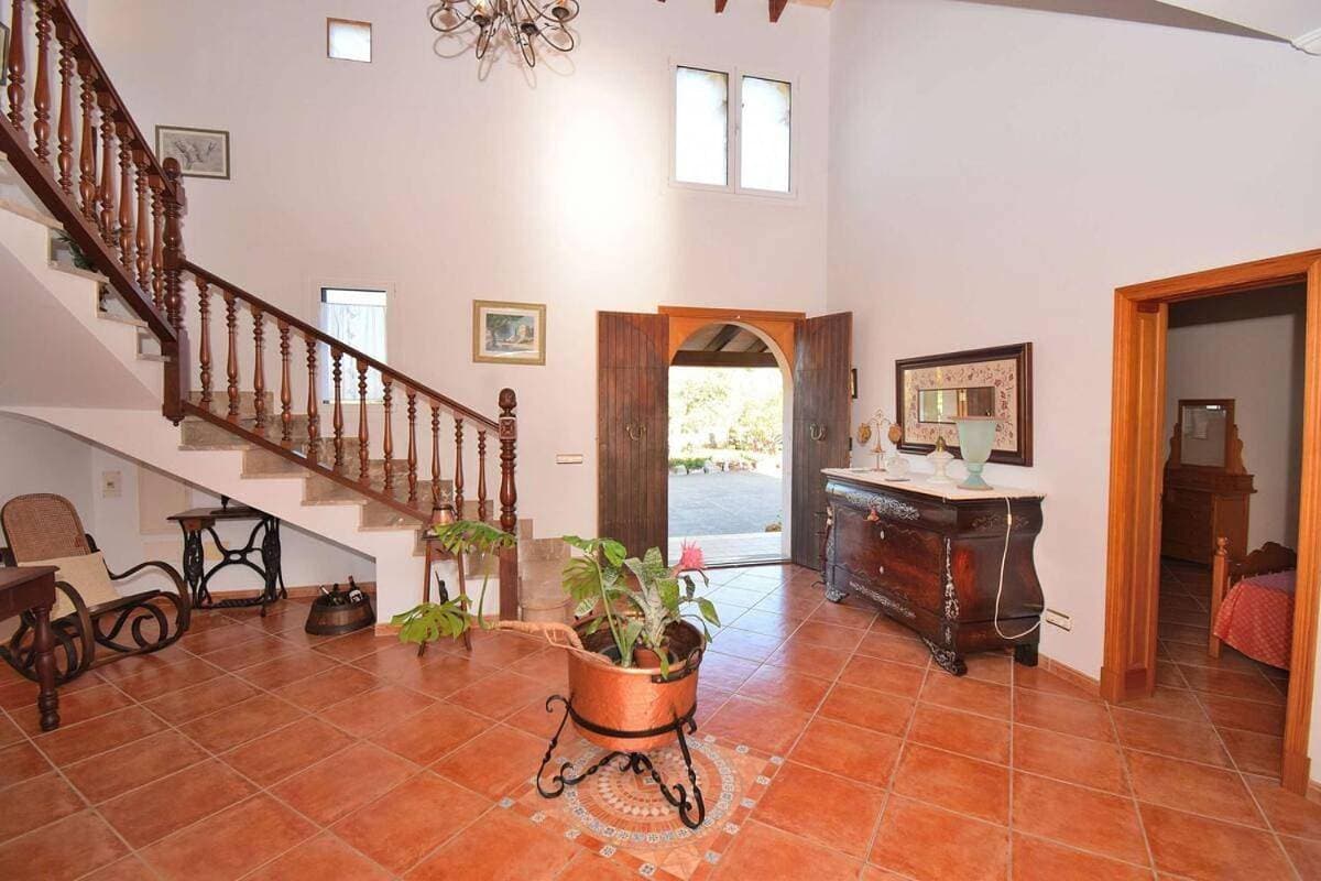 Foto 5 von 23: Villa