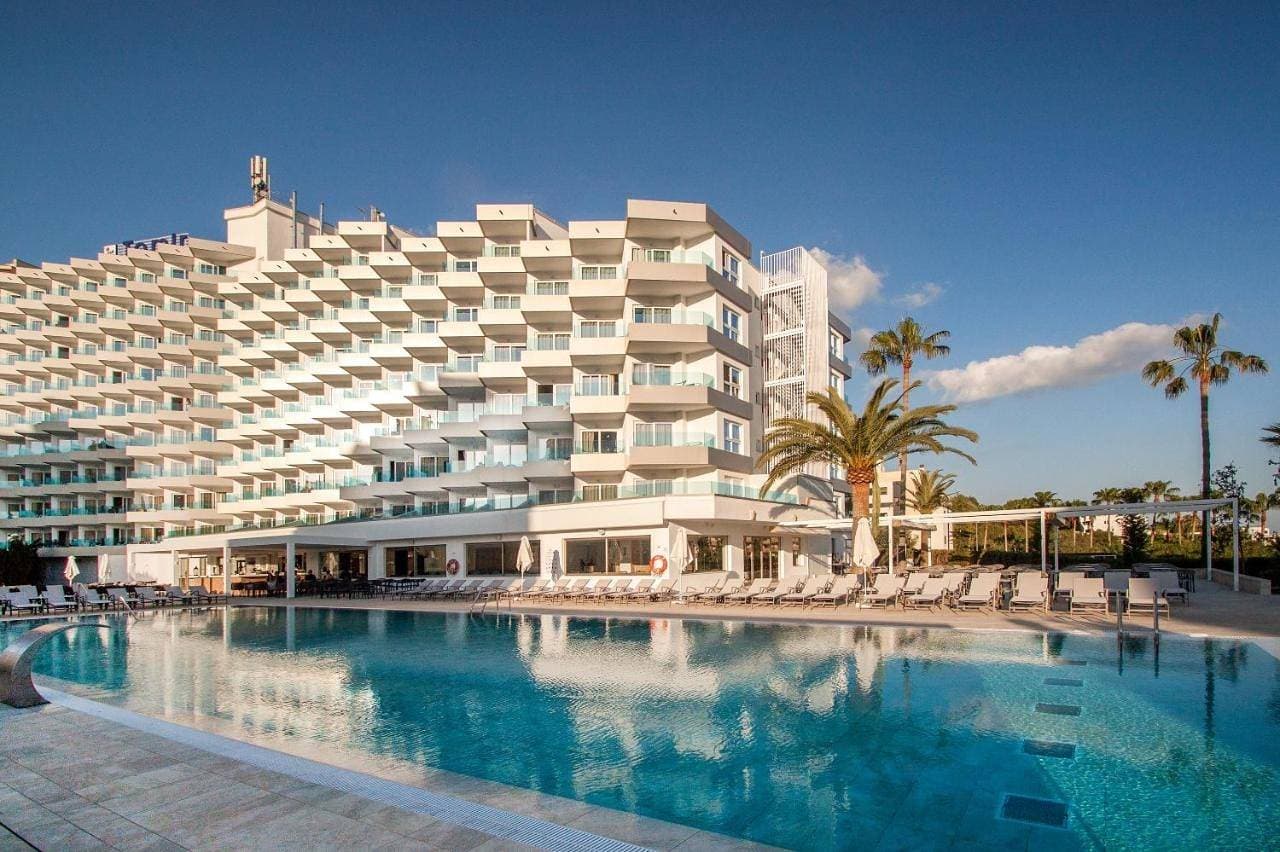 Tomir Portals Suites - Adults Only 1