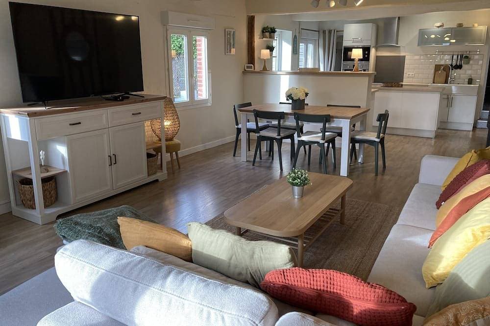 3kms from the sea, Gîte \"Les Bottes à la Plage\" 3-bedroom house with garden 1