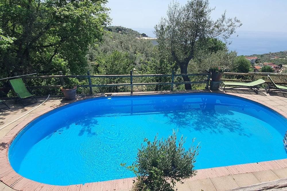 Foto 7 von 10: Herrliche Villa auf dem Terranova-Anwesen mit Blick auf den Golf von Salerno ...