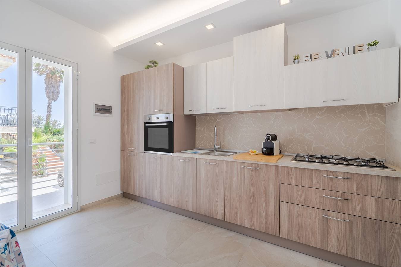 Foto 6 von 26: Ferienwohnung "Apt Giulia A Due Passi Dal Mare" mit Meerblick, Balkon und WLAN