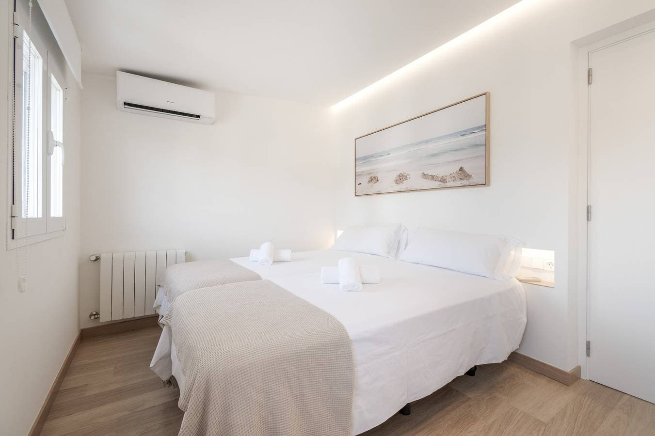 Foto 11 von 25: Apartment 'Las Palmeras 2' mit Gemeinschaftspool, WLAN und Klimaanlage