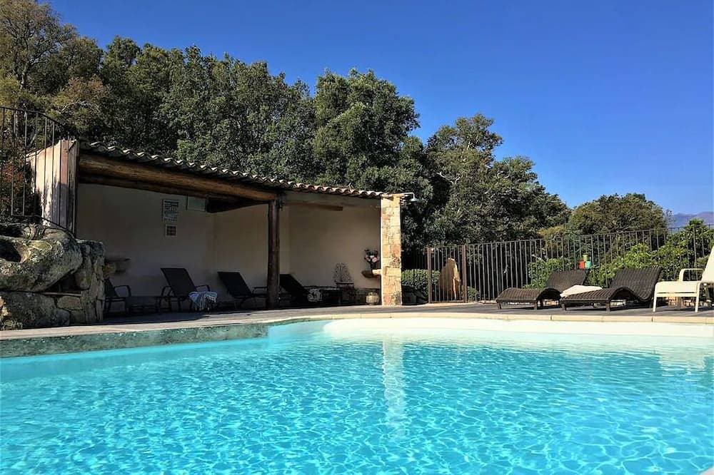 Foto 13 von 30: 2 3* Pool Villas With Panoramic Views Located Between Sea And Mountains
