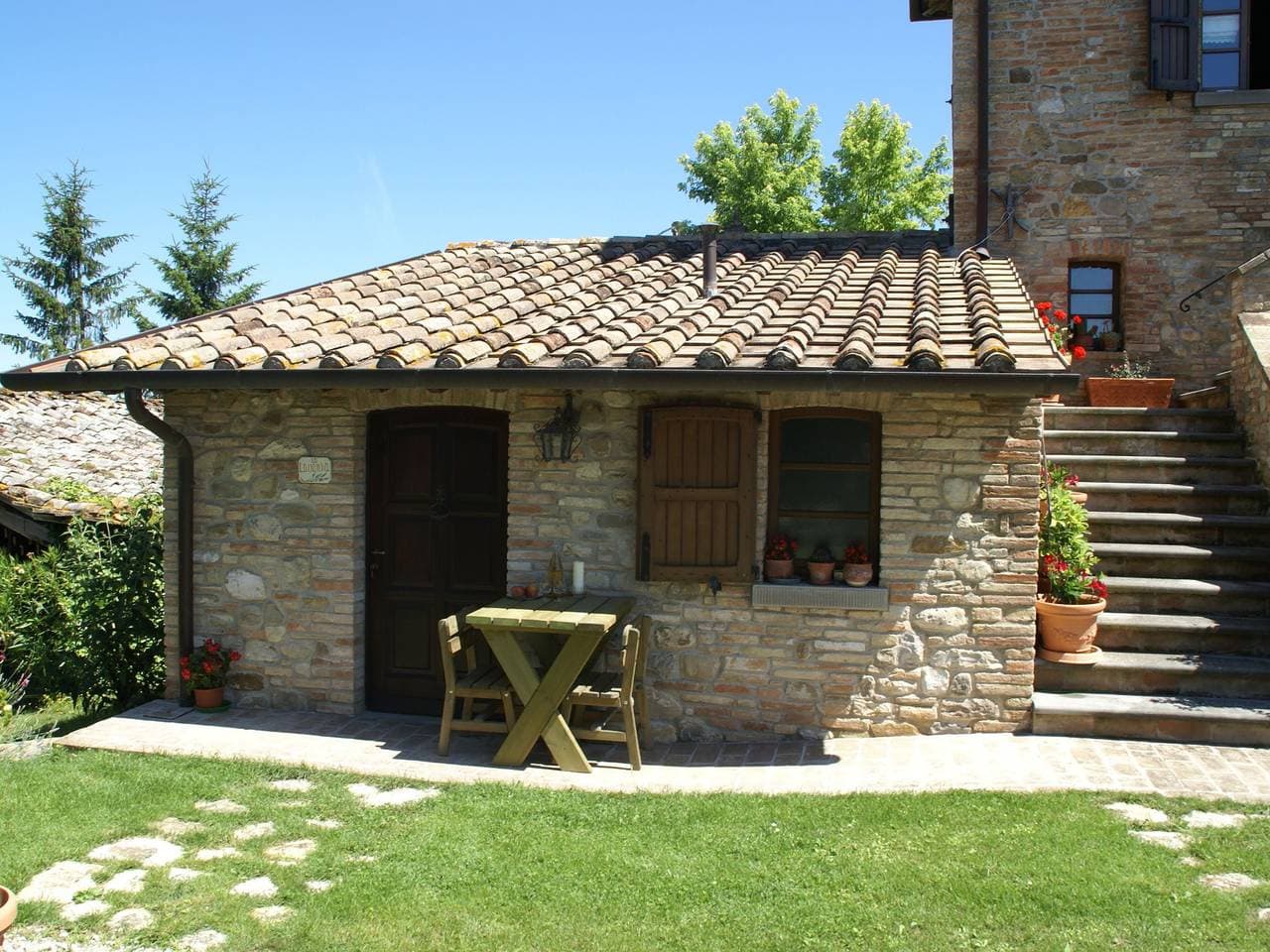 Foto 3 von 38: Ferienhaus in Montone mit Pool & Terrasse