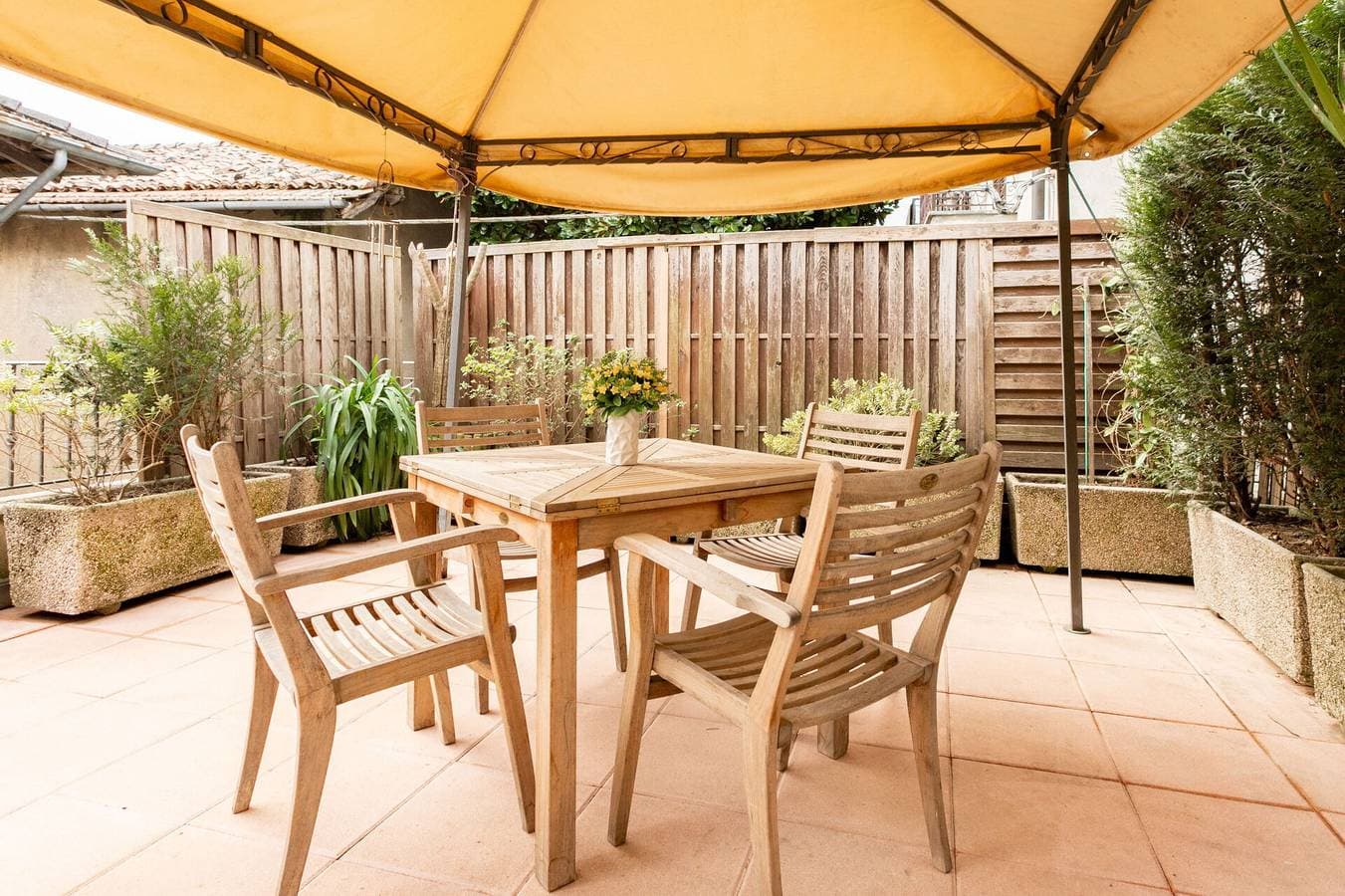 Foto 3 von 49: Ferienwohnung für 4 Personen mit Terrasse