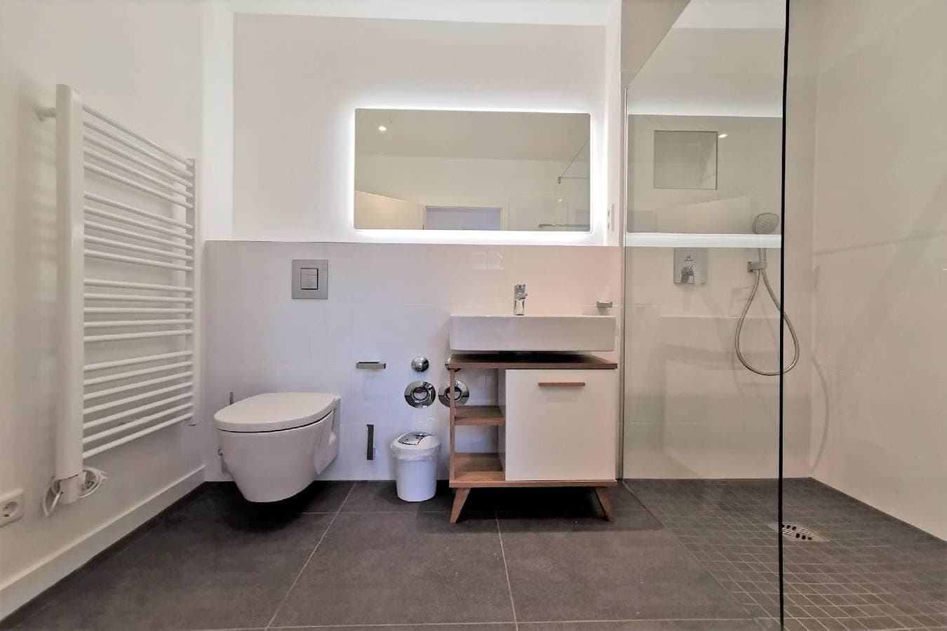 Foto 12 von 20: Moderne Ferienwohnung mit eigener Terrasse - Haus Inselwind FeWo MEERferien