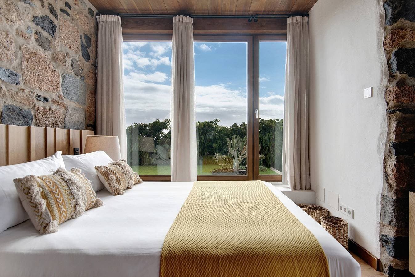 Foto 13 von 29: Landhaus 'Lis – Finca La Suerte Grande' mit Bergblick, privater Terrasse und WLAN