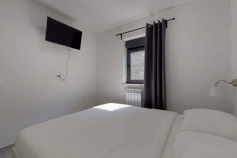 Foto 2 von 10: 2 Bed House - Sleeps 4 - Garden - Parking