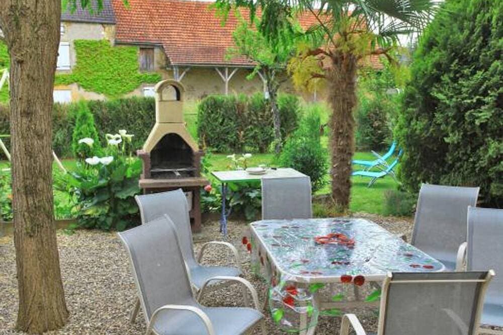 Foto 12 von 13: Ferienhaus in der Dordogne mit Gemeinschaftspool und Haustiere erlaubt