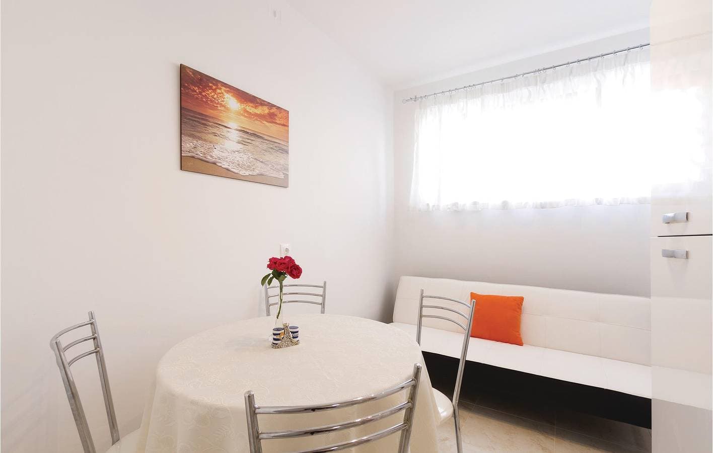 Foto 3 von 18: Gemütliche Ferienwohnung mit WLAN und Parkplatz, 2,5 km von der Küste entfernt